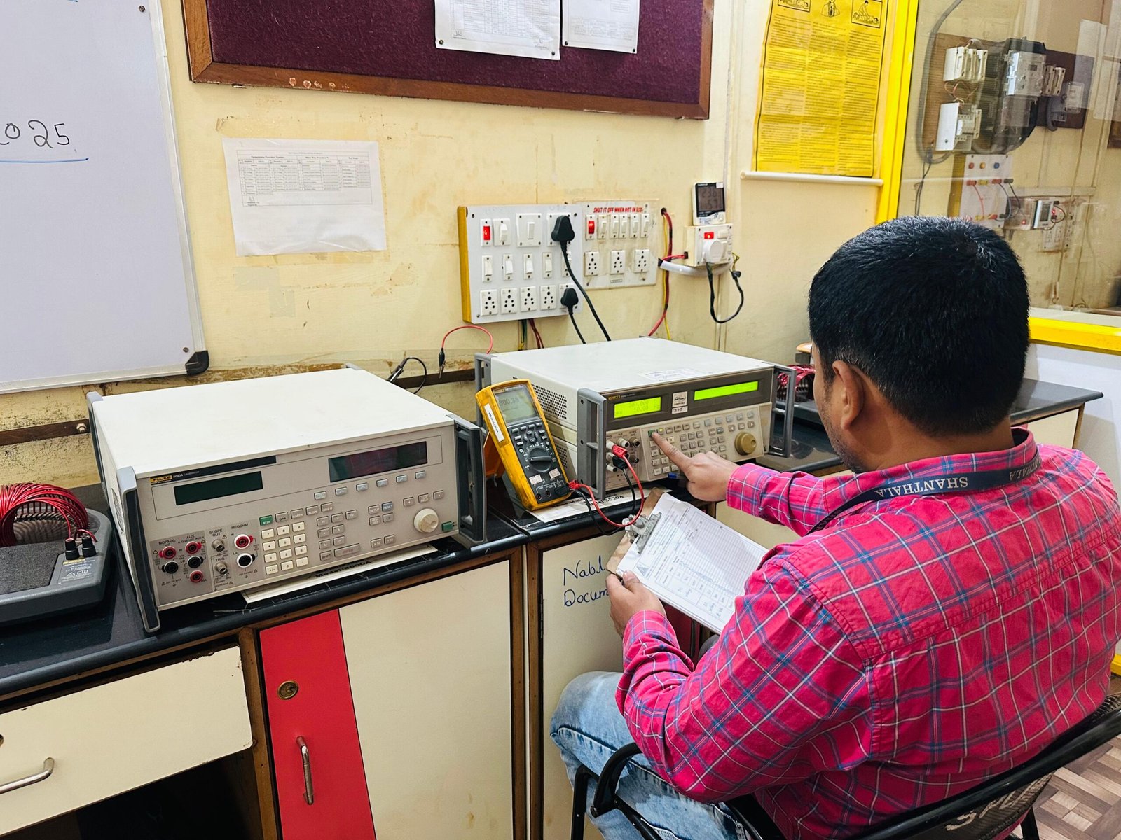 WhatsApp Image 2025-12-06 at 13.05.33 (2)